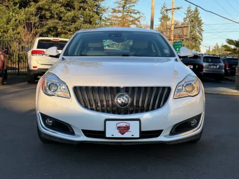 More photos of 2016 Buick Regal Premium II at 9999 Auto Center, WA