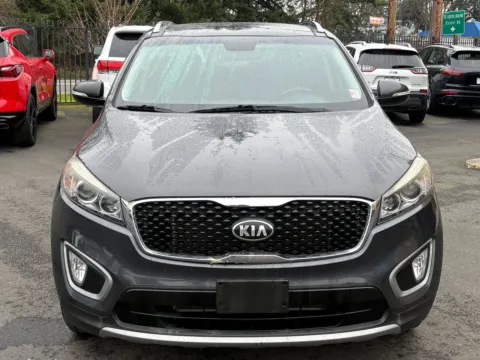 Photos of 2016 Kia Sorento EX for sale in Lakewood, WA at 9999 Auto Center