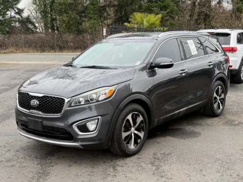 Another view of 2016 Kia Sorento EX for sale in Lakewood, WA at 9999 Auto Center