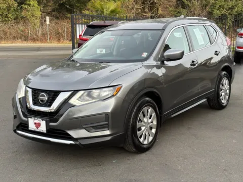 Another view of 2018 Nissan Rogue S for sale in Lakewood, WA at 9999 Auto Center