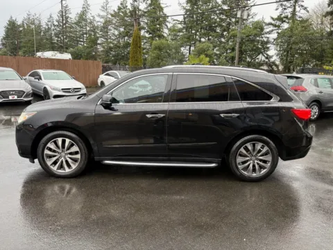 More photos of 2014 Acura MDX 3.5L Technology Package at 9999 Auto Center, WA