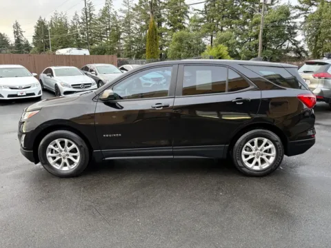 More photos of 2020 Chevrolet Equinox LS at 9999 Auto Center, WA