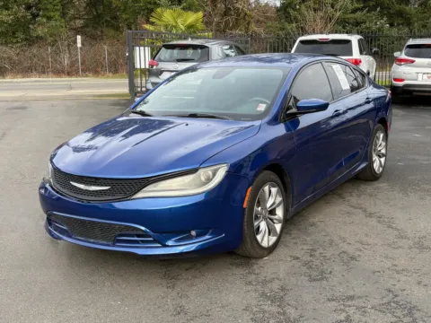 Another view of 2015 Chrysler 200 S for sale in Lakewood, WA at 9999 Auto Center