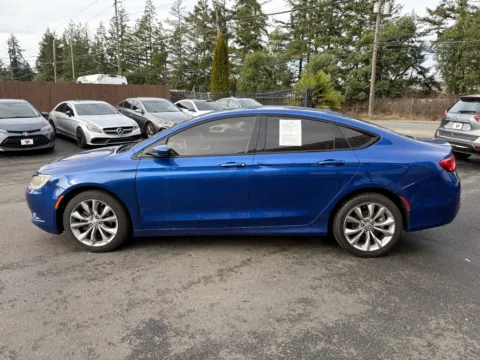 More photos of 2015 Chrysler 200 S at 9999 Auto Center, WA