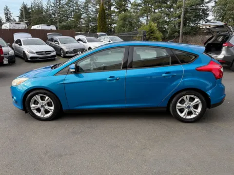 More photos of 2014 Ford Focus SE at 9999 Auto Center, WA