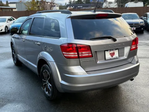 More photos of 2017 Dodge Journey SE at 9999 Auto Center, WA