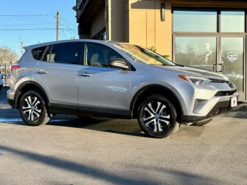 Silver 2018 Toyota RAV4 LE for sale in Lakewood, WA