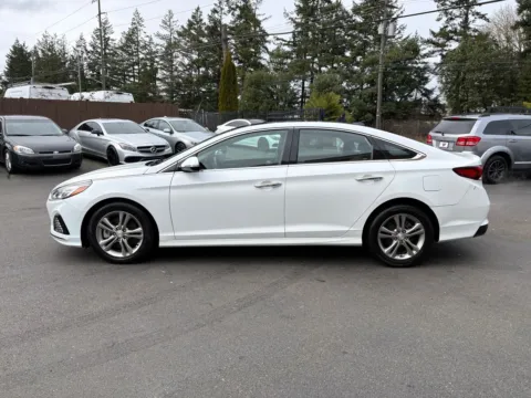 More photos of 2019 Hyundai Sonata Limited at 9999 Auto Center, WA