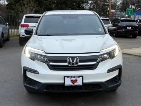 Photos of 2019 Honda Pilot LX for sale in Lakewood, WA at 9999 Auto Center