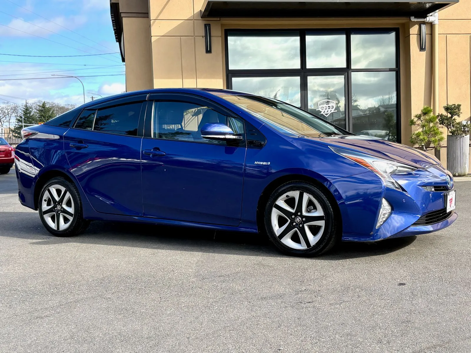 Blue 2016 Toyota Prius Four for sale in Lakewood, WA