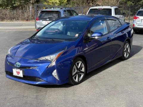Another view of 2016 Toyota Prius Four for sale in Lakewood, WA at 9999 Auto Center