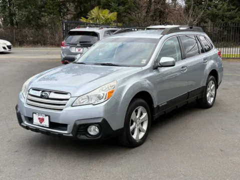 Another view of 2013 Subaru Outback 2.5i Premium for sale in Lakewood, WA at 9999 Auto Center