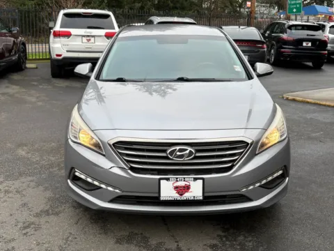 Photos of 2015 Hyundai Sonata Limited for sale in Lakewood, WA at 9999 Auto Center