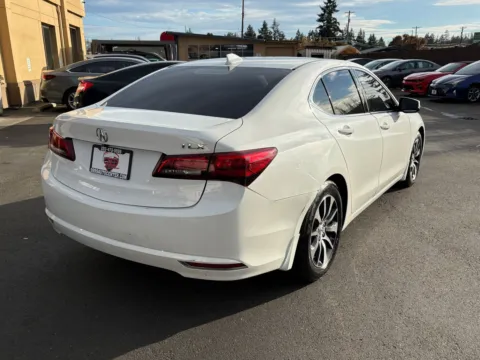 More photos of 2015 Acura TLX at 9999 Auto Center, WA