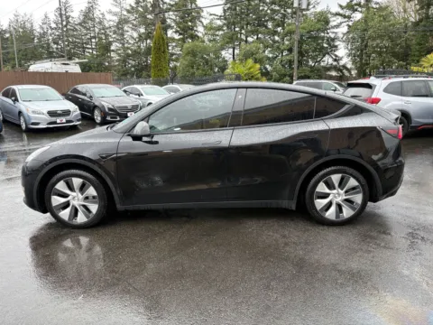 More photos of 2020 Tesla Model Y Long Range at 9999 Auto Center, WA