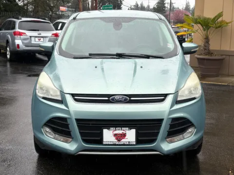 Photos of 2013 Ford Escape SEL for sale in Lakewood, WA at 9999 Auto Center