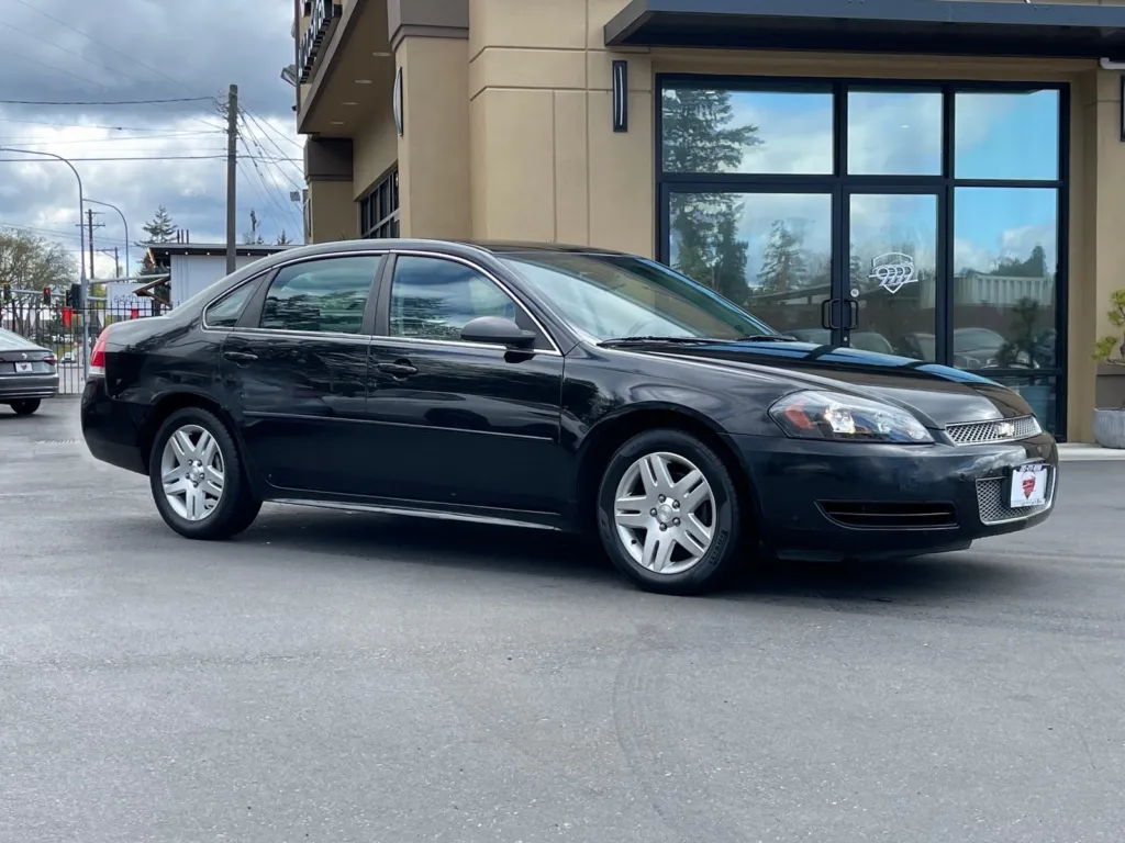 2013 Chevrolet Impala LT for sale in Lakewood, WA