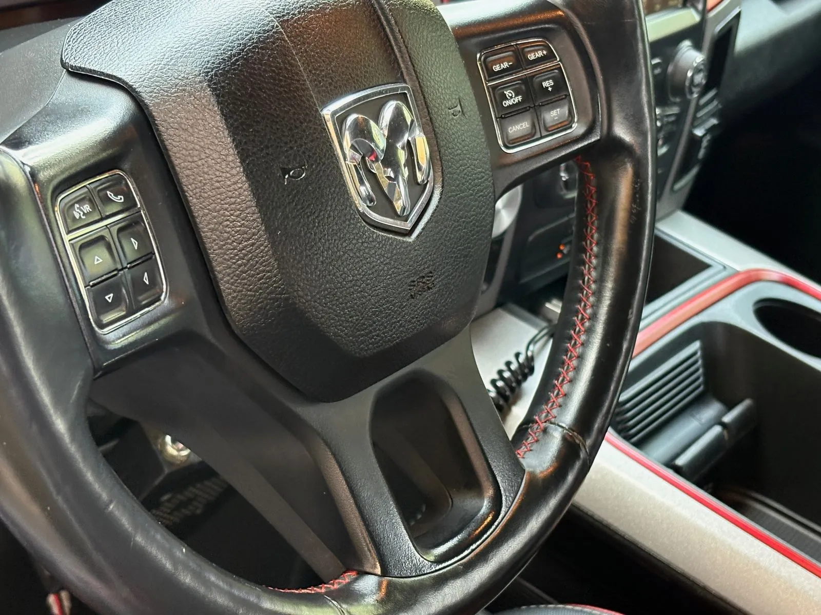 Ram 1500 photo 14