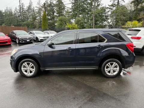 More photos of 2015 Chevrolet Equinox LS at 9999 Auto Center, WA