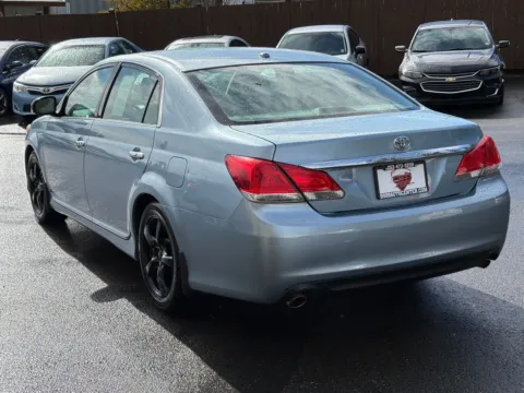 More photos of 2011 Toyota Avalon Limited at 9999 Auto Center, WA
