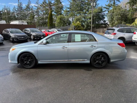 More photos of 2011 Toyota Avalon Limited at 9999 Auto Center, WA