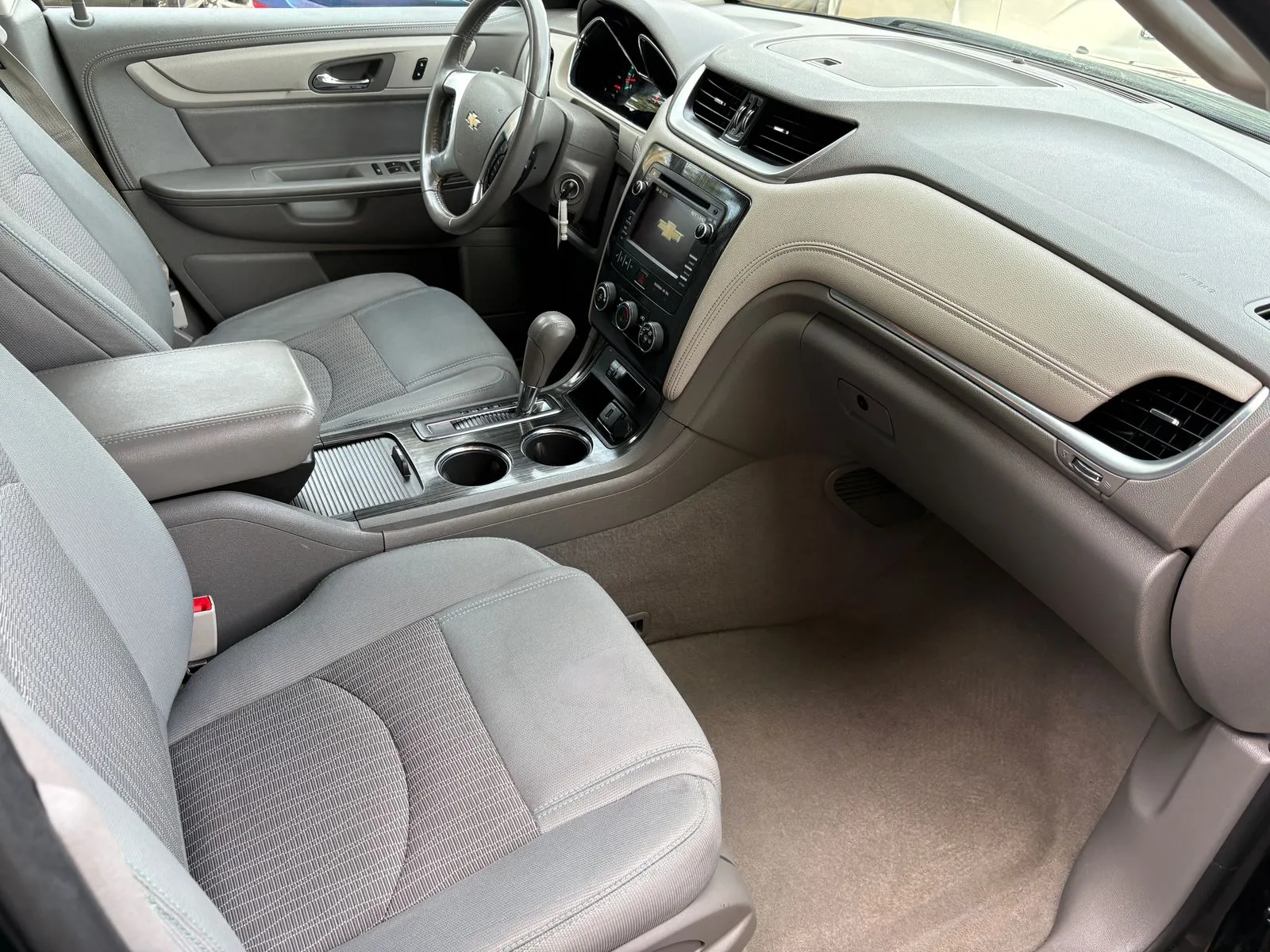 Chevrolet Traverse photo 27