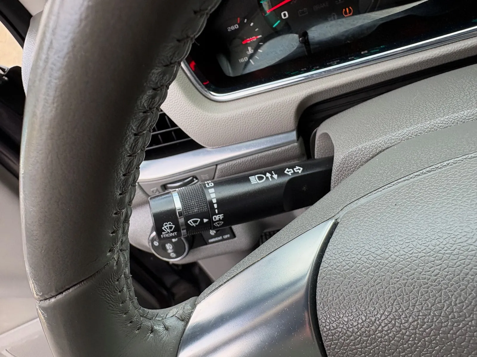 Chevrolet Traverse photo 38