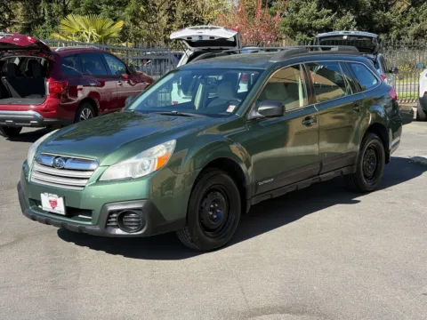 Another view of 2014 Subaru Outback 2.5i for sale in Lakewood, WA at 9999 Auto Center