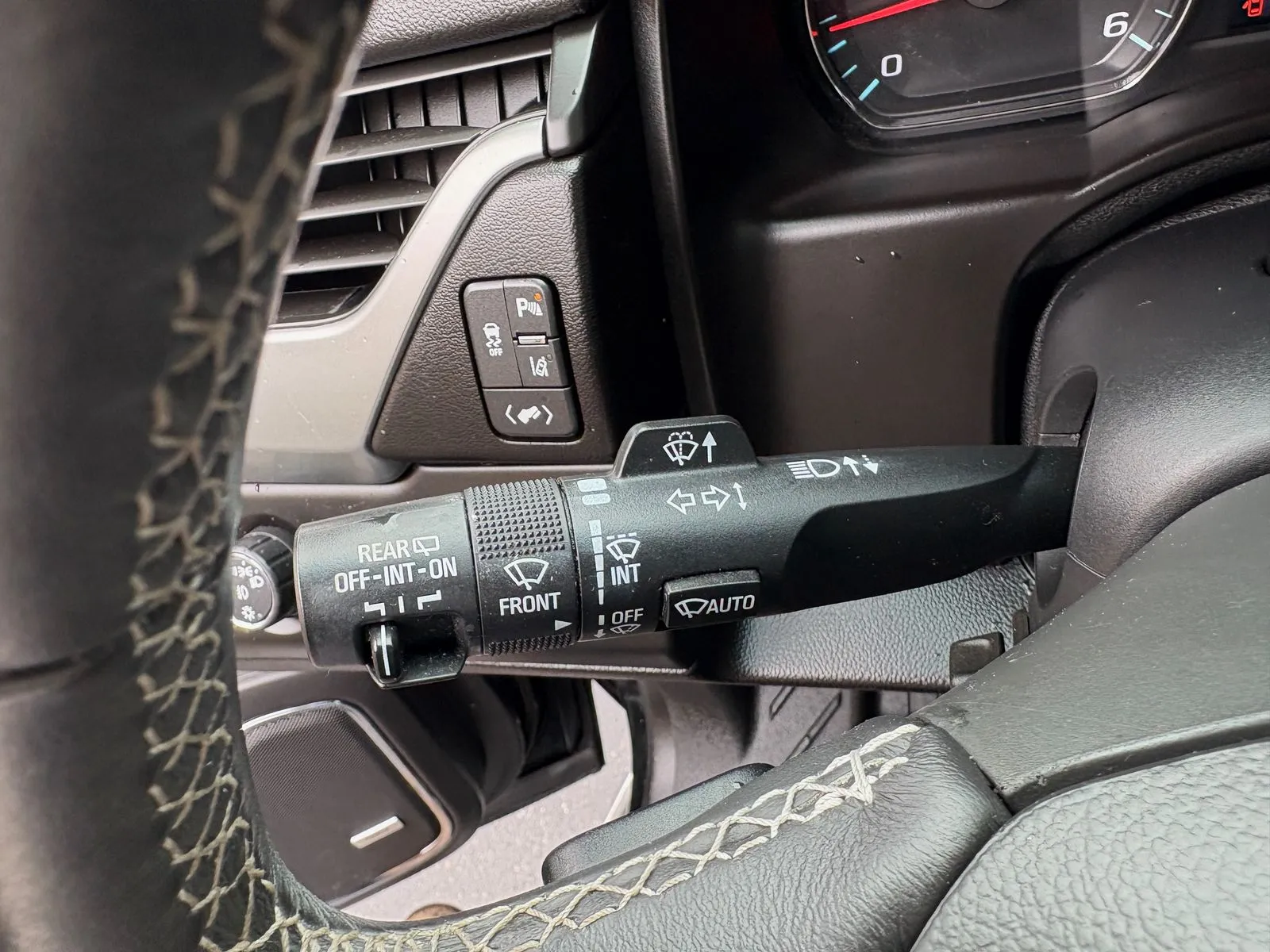 Chevrolet Suburban photo 44