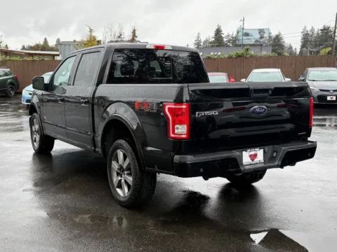 More photos of 2016 Ford F-150 XLT at 9999 Auto Center, WA