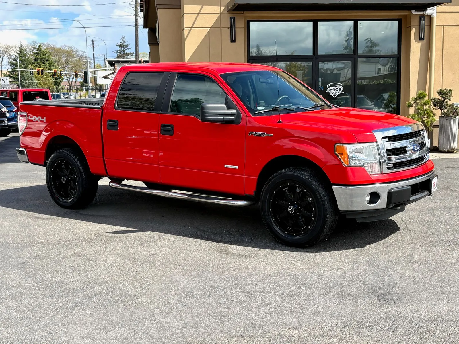 Red 2013 Ford F-150 XLT for sale in Lakewood, WA