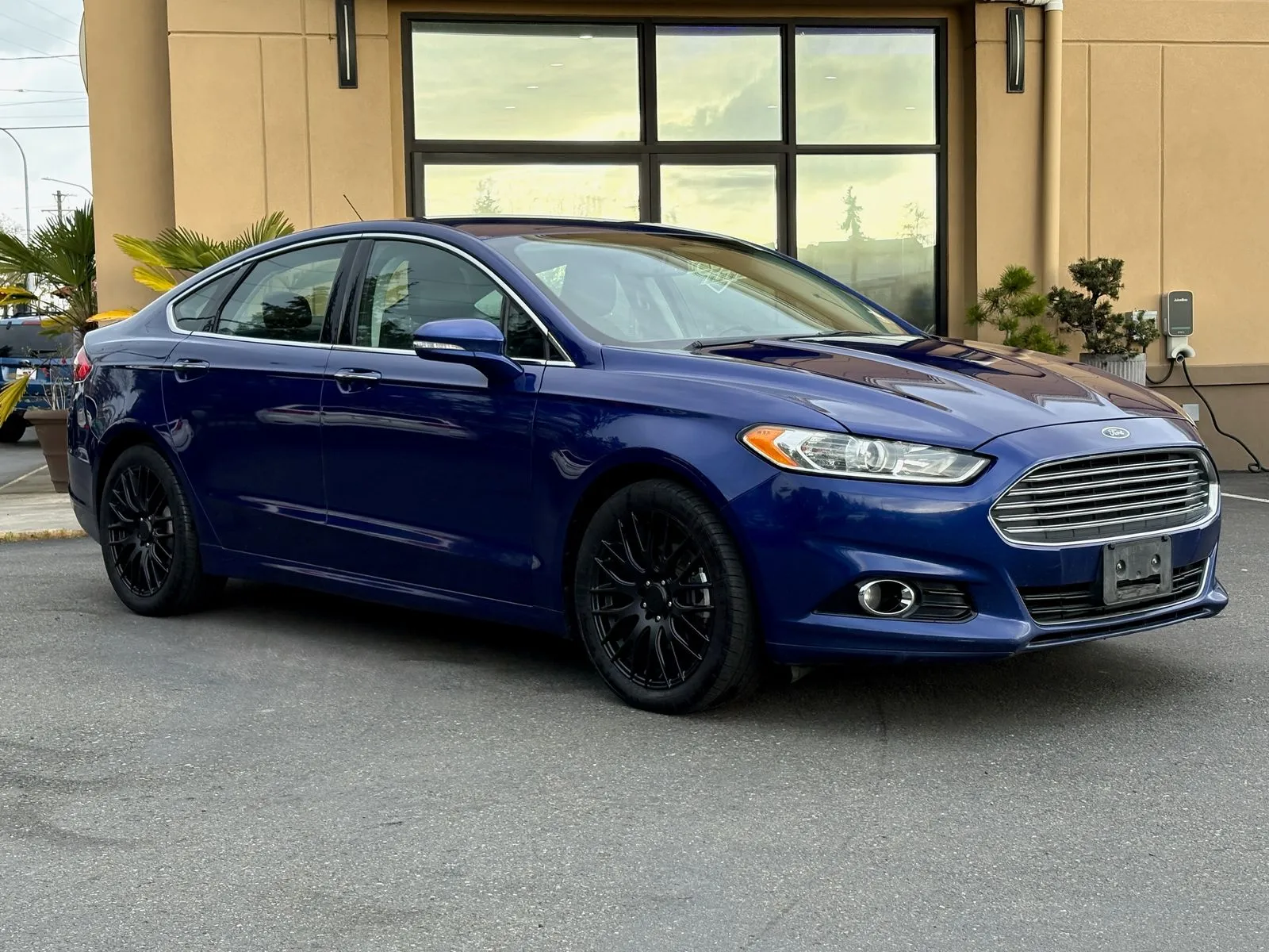 Blue 2014 Ford Fusion Titanium for sale in Lakewood, WA