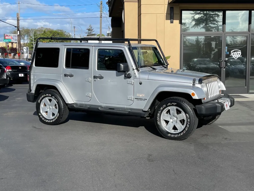 2012 Jeep Wrangler Unlimited Sahara for sale in Lakewood, WA