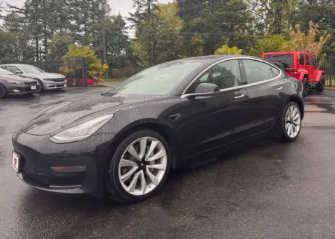 More photos of 2020 Tesla Model 3 Standard Range Plus at 9999 Auto Center, WA