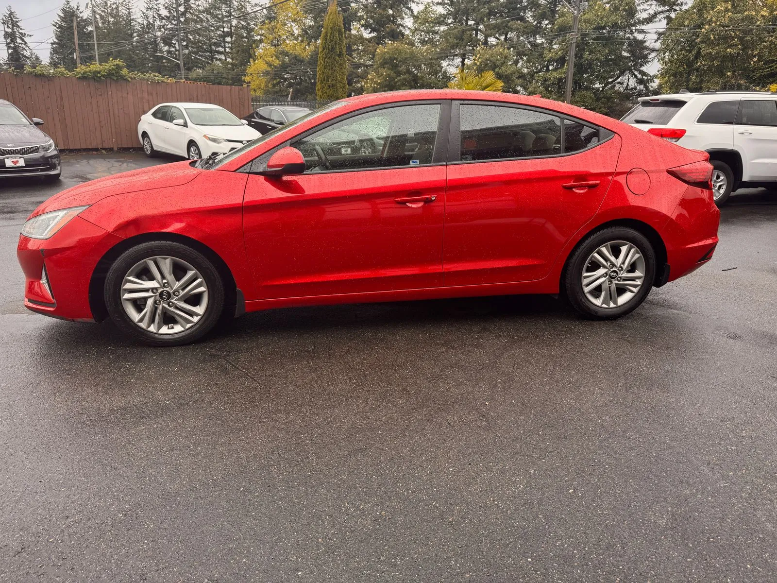 Hyundai Elantra photo 4
