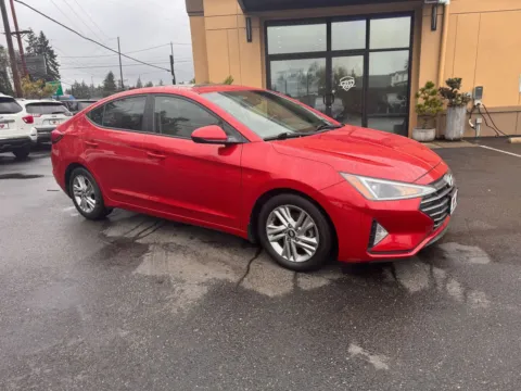 Red 2020 Hyundai Elantra Value Edition for sale in Lakewood, WA