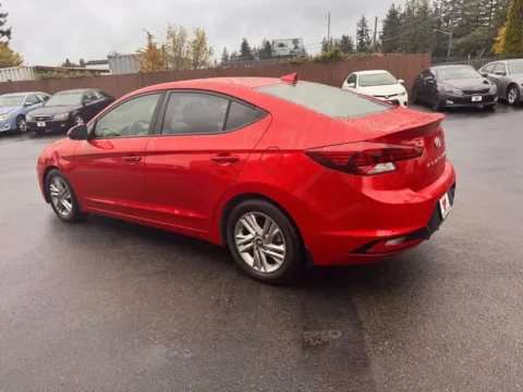 More photos of 2020 Hyundai Elantra Value Edition at 9999 Auto Center, WA