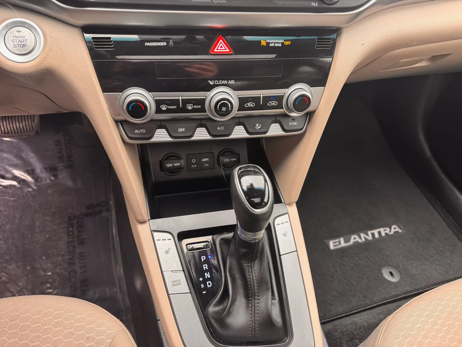 Hyundai Elantra photo 28