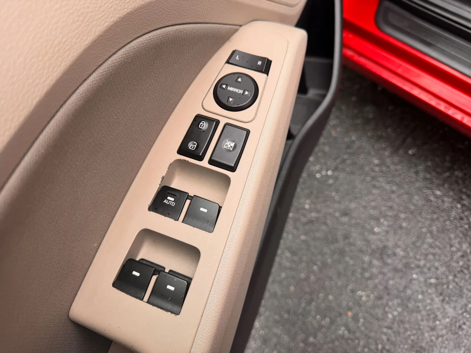 Hyundai Elantra photo 11