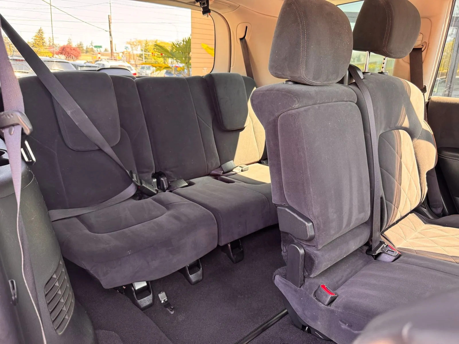Nissan Armada photo 22