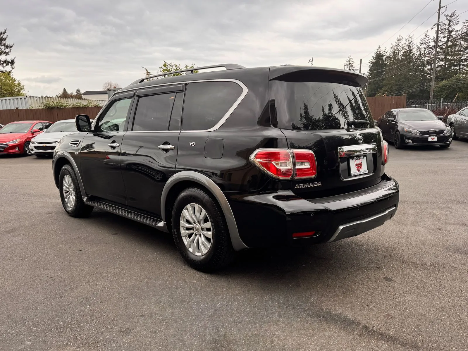 Nissan Armada photo 4