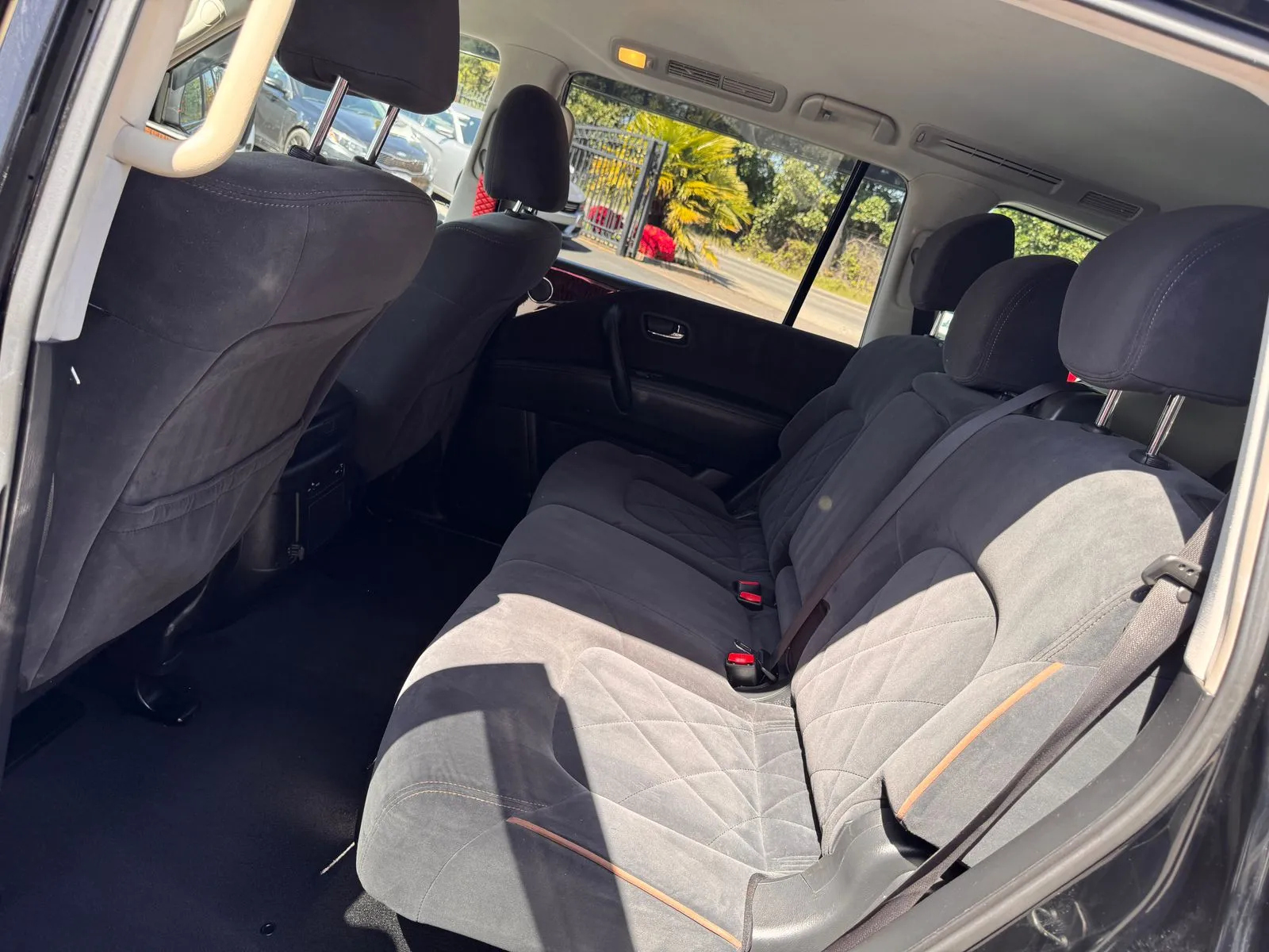 Nissan Armada photo 11
