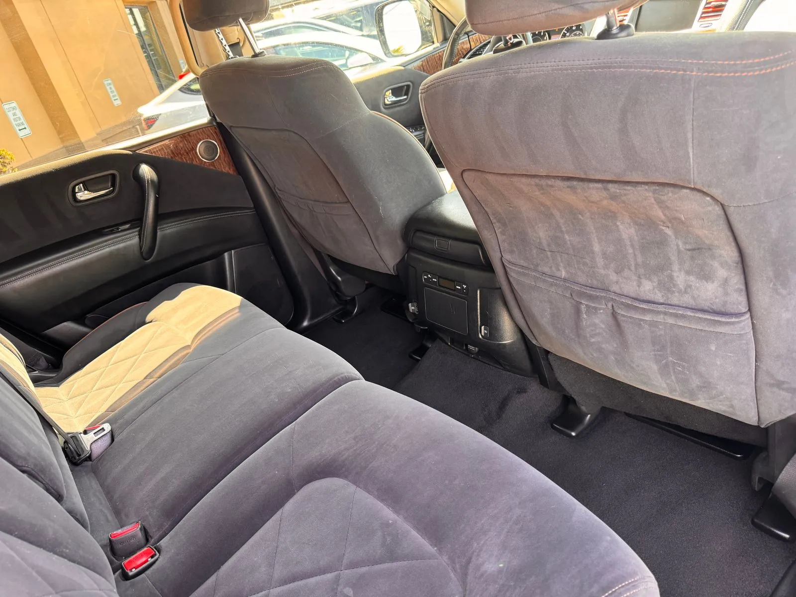 Nissan Armada photo 20