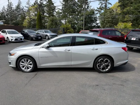 More photos of 2022 Chevrolet Malibu LT at 9999 Auto Center, WA