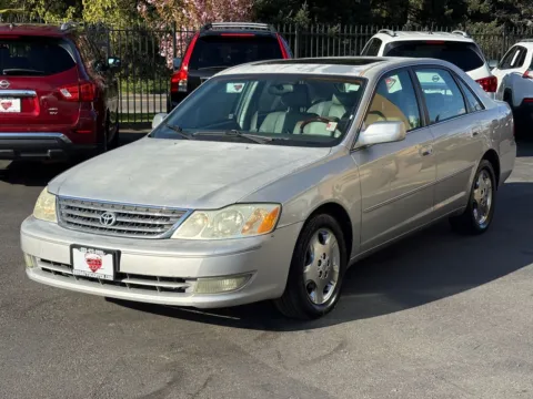 Another view of 2004 Toyota Avalon XLS for sale in Lakewood, WA at 9999 Auto Center