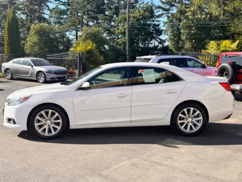 More photos of 2015 Chevrolet Malibu LT at 9999 Auto Center, WA