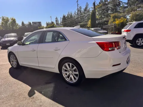 More photos of 2015 Chevrolet Malibu LT at 9999 Auto Center, WA