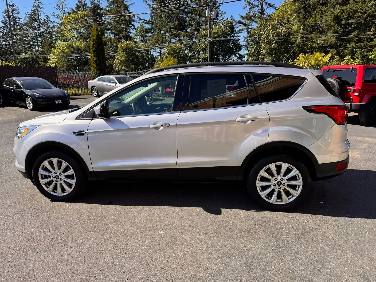 Ford Escape photo 4