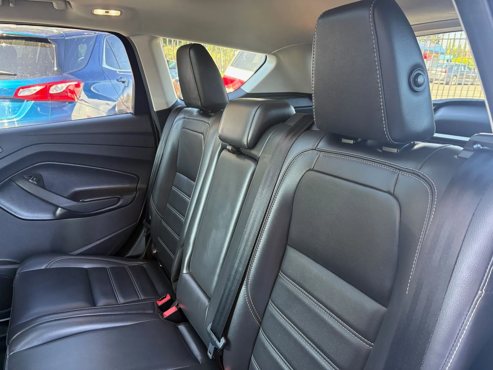 Ford Escape photo 17