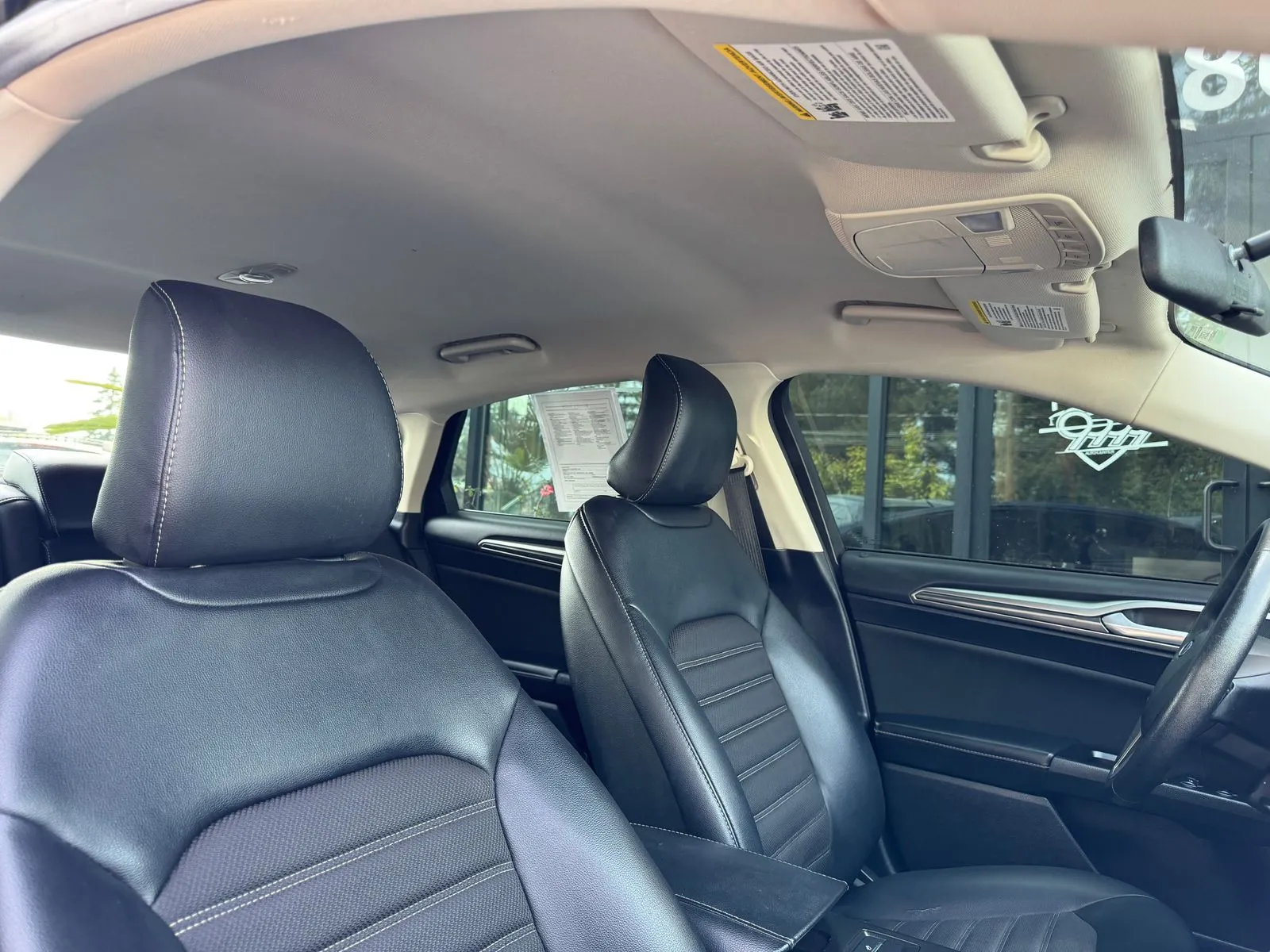 Ford Fusion photo 23